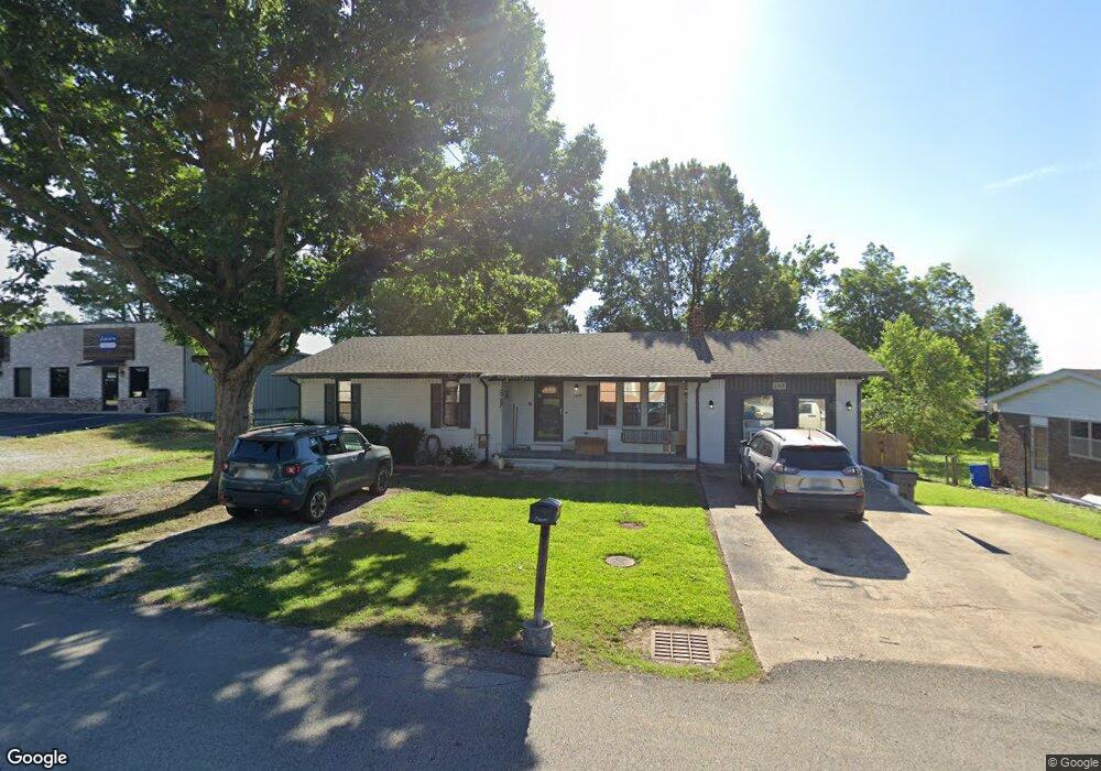 105 Walnut Dr, Paragould, AR 72450 - photo 1