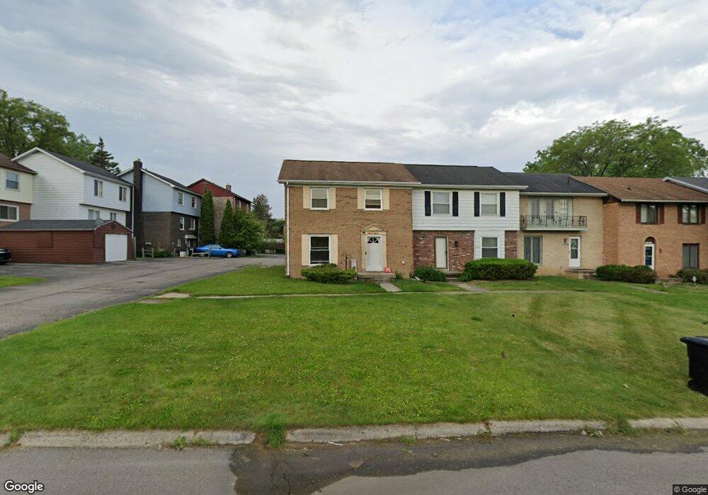 1115 River Forest Dr, Flint, MI 48532 - photo 1