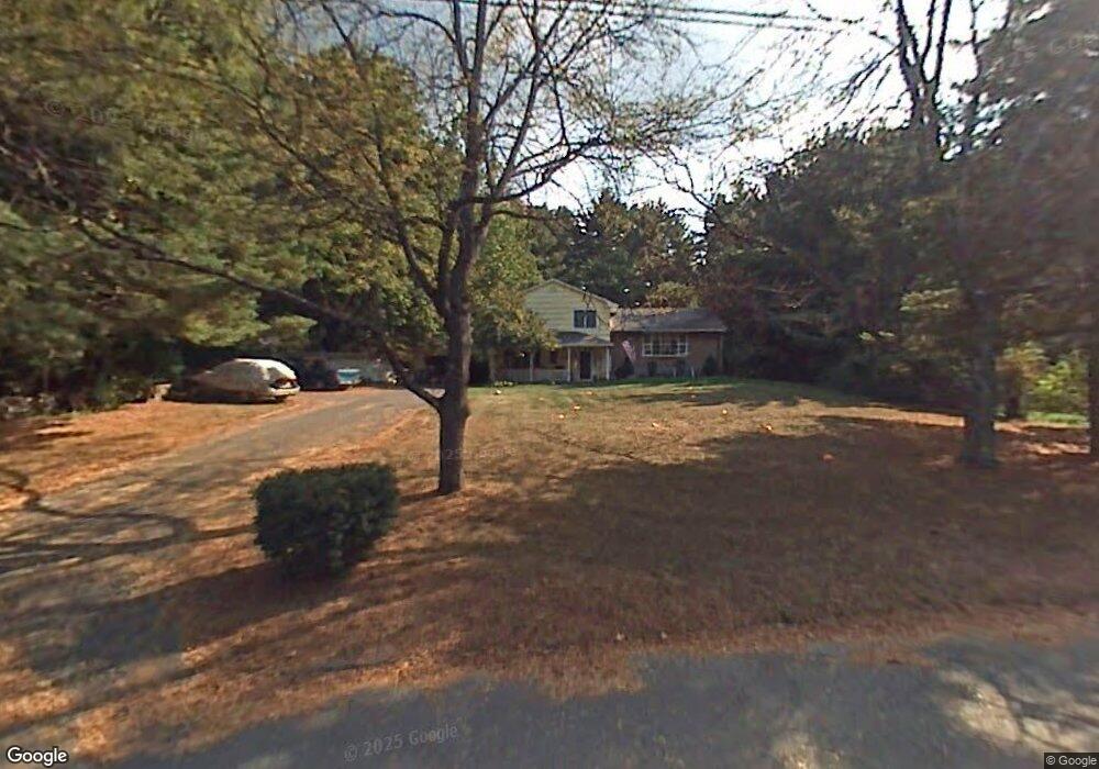 81 Craigemore Cir, Avon, CT 06001 - photo 1