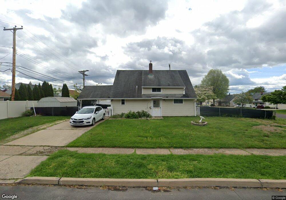 341 Appletree Dr, Levittown, PA 19055 - photo 1