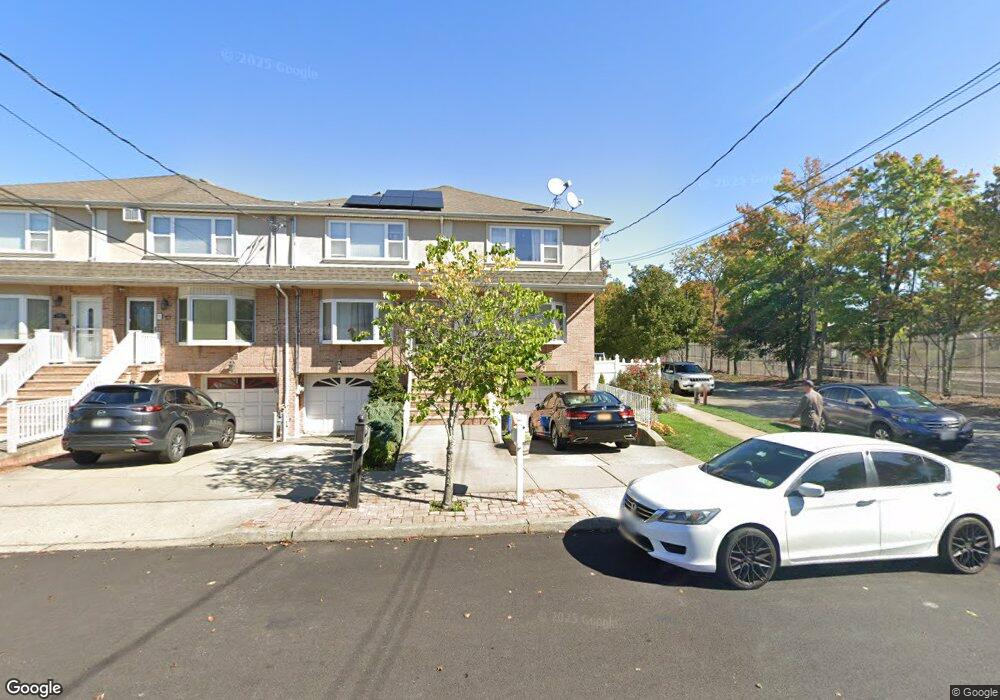 61 Endview St, Staten Island, NY 10312 - photo 1