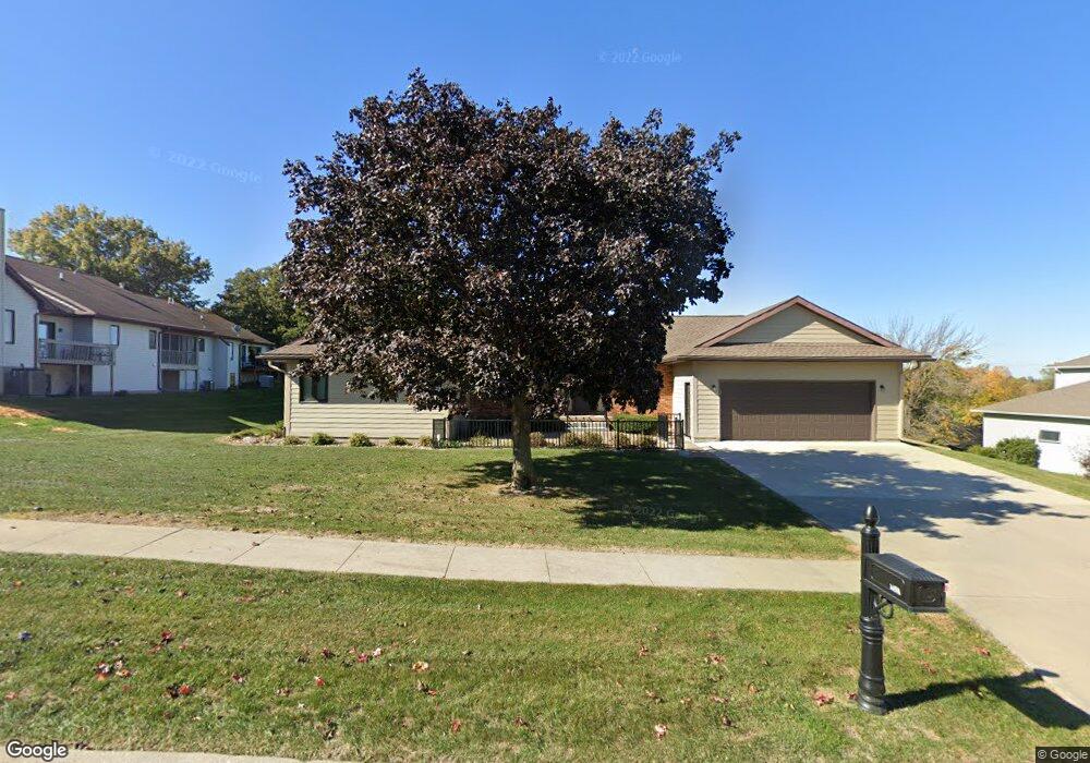 1005 W 18th St S, Newton, IA 50208 - photo 1