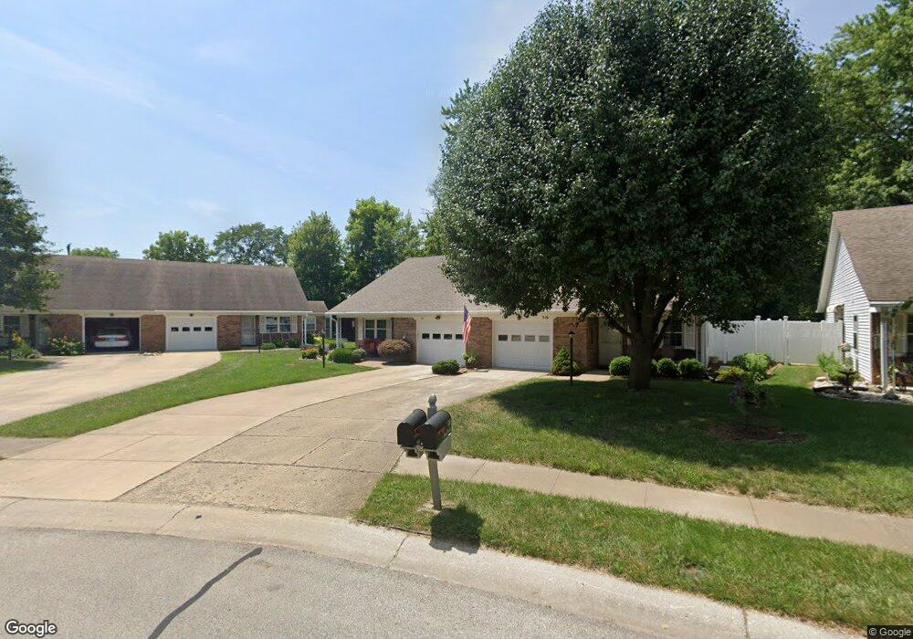 524 Ina Cir, Franklin, IN 46131 - photo 1