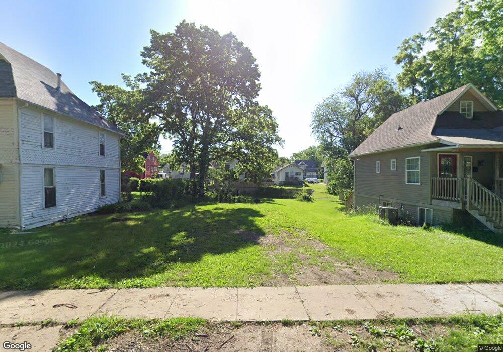 3227 3rd St, Des Moines, IA 50313 - photo 1