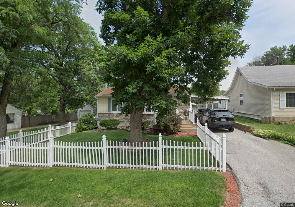 1111 Wade St, Des Moines, IA 50315 - photo 1