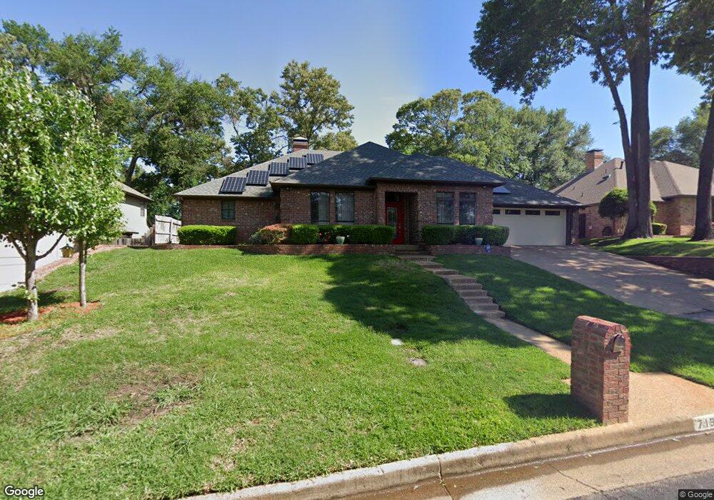 713 Kingswood Dr, Tyler, TX 75703 - photo 1