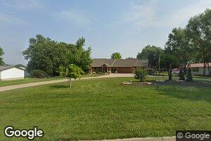 406 E Dakota Ave, George, IA 51237