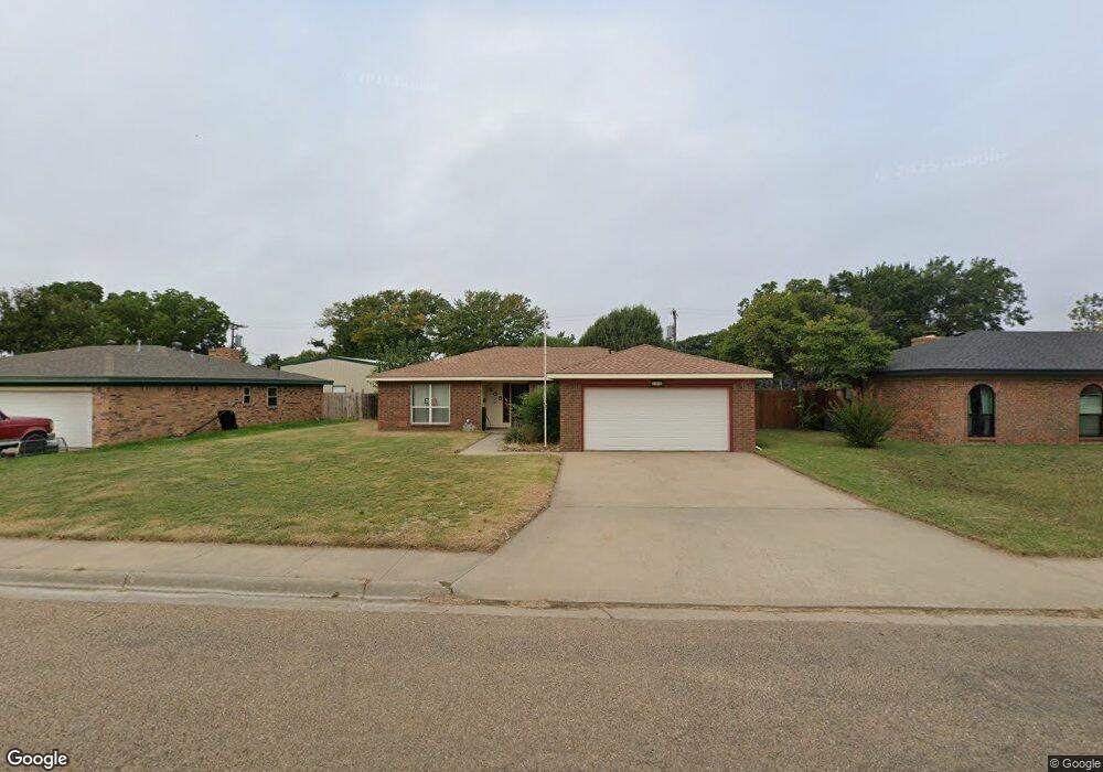 605 Bailey Ave, Dumas, TX 79029 - photo 1