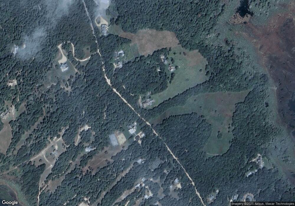 4 Garrett Way, Edgartown, MA 02539 - photo 1