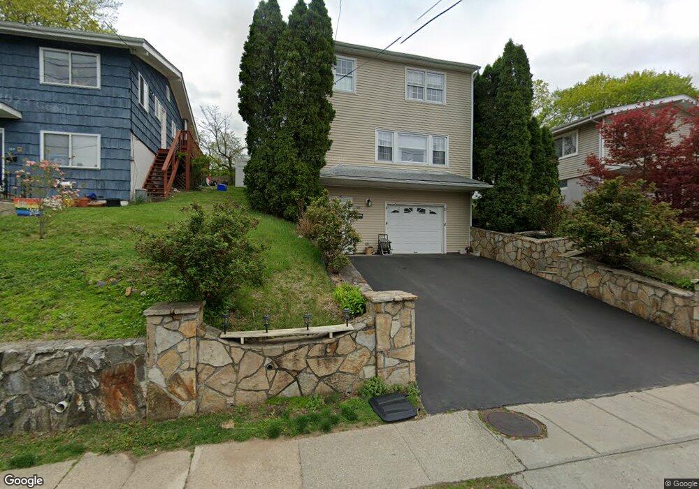 100 Maple St, Croton On Hudson, NY 10520 - photo 1