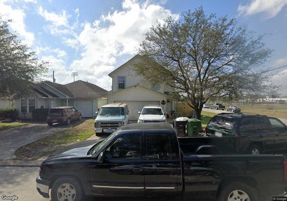 502 Firnat St, Houston, TX 77022 - photo 1