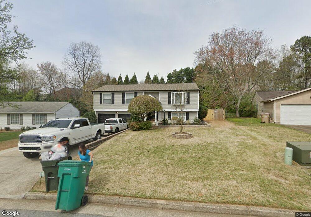 10370 Plantation Bridge Dr, Alpharetta, GA 30022 - photo 1