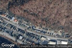 15 Pine St, Logan, WV 25601