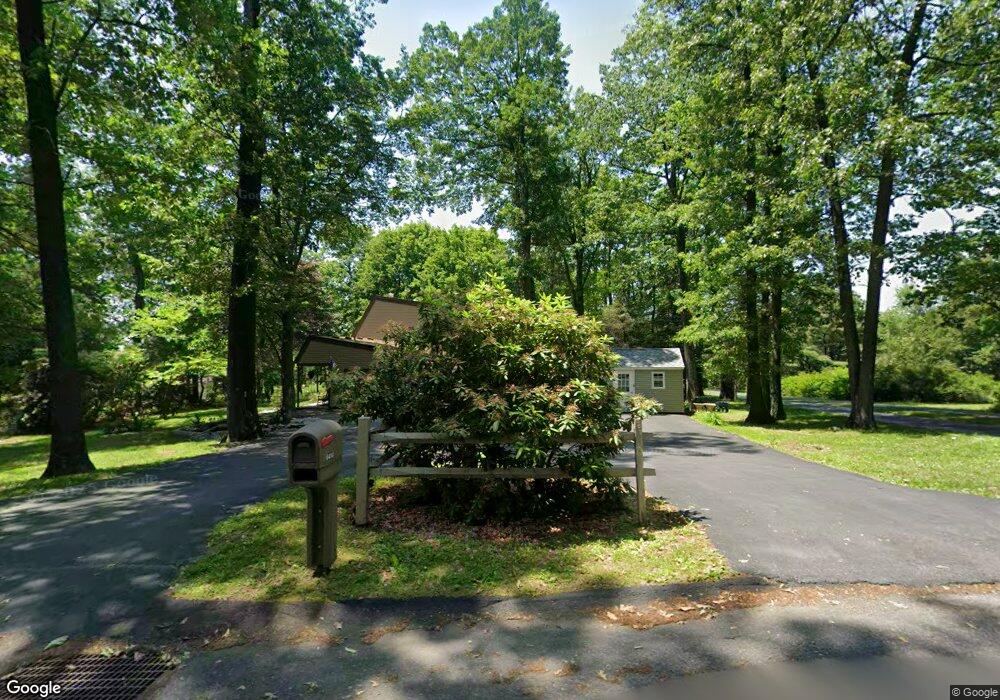 6420 Ventura Dr, Slatington, PA 18080 - photo 1