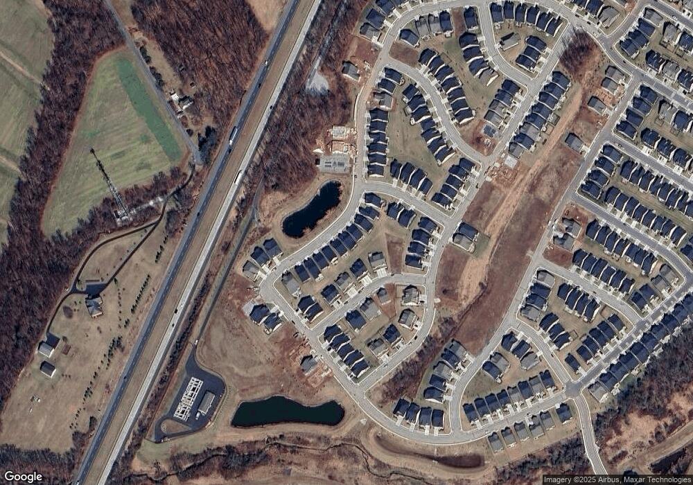 322 Rustic Wood Dr, Gettysburg, PA 17325 - photo 1