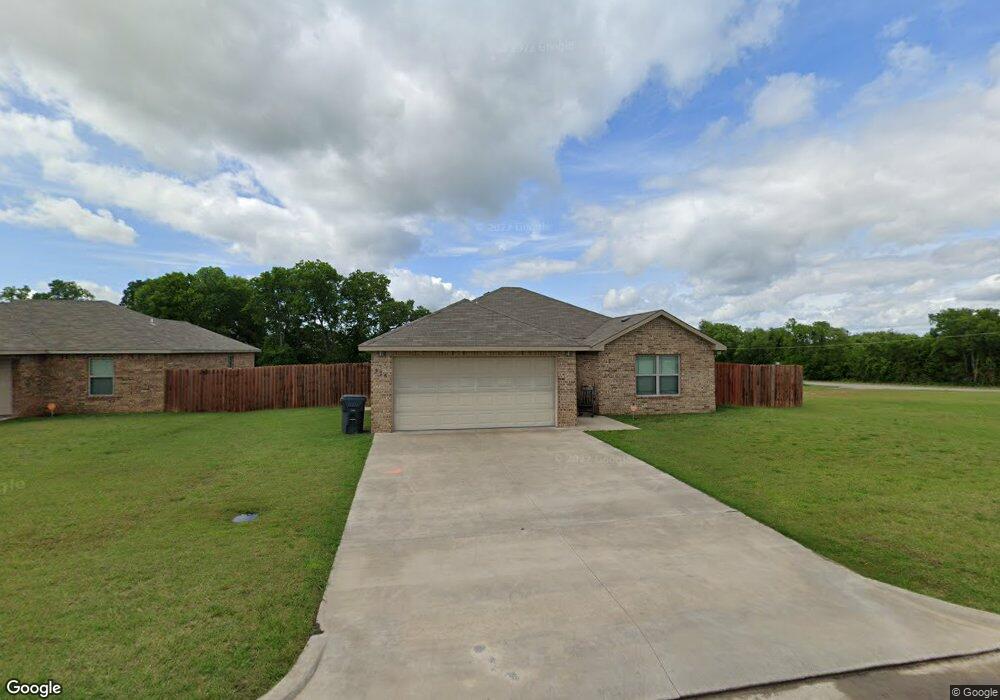 325 Hope Ave, Ardmore, OK 73401 - photo 1