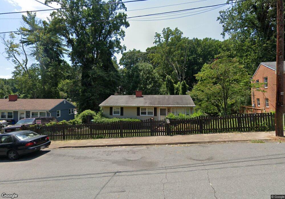 103 N Baker St unit B, Charlottesville, VA 22903 - photo 1