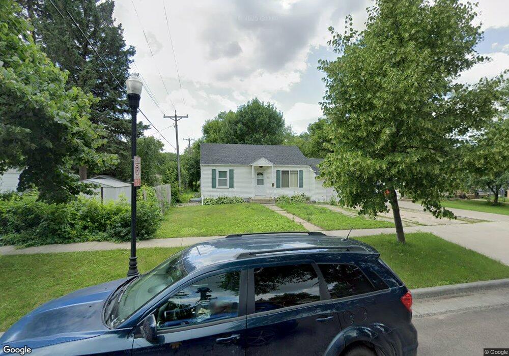 1514 12th Ave S, Fargo, ND 58103 - photo 1