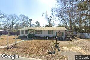 45 West Ave, Lumber City, GA 31549