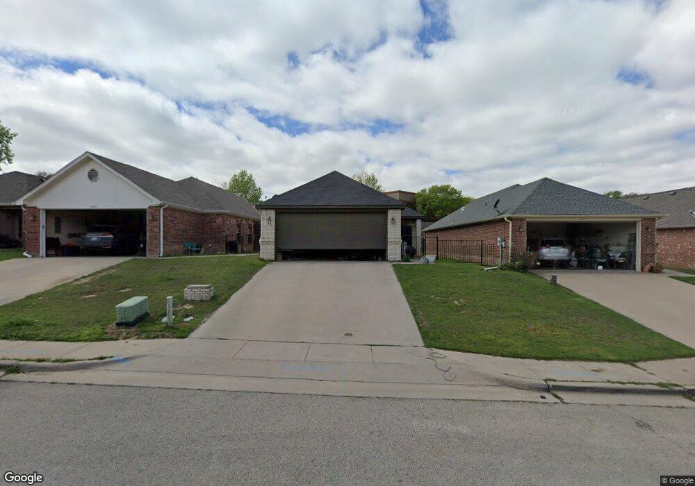 1026 Story Book Ln, Weatherford, TX 76086 - photo 1