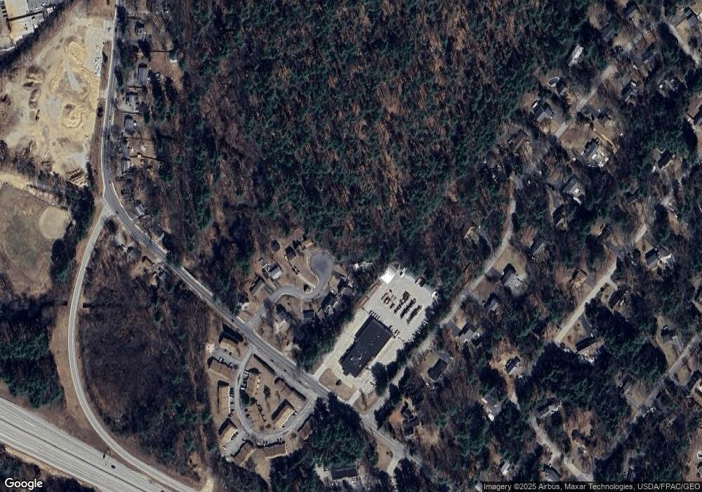 11 Weeping Willow Dr, Rochester, NH 03867 - photo 1