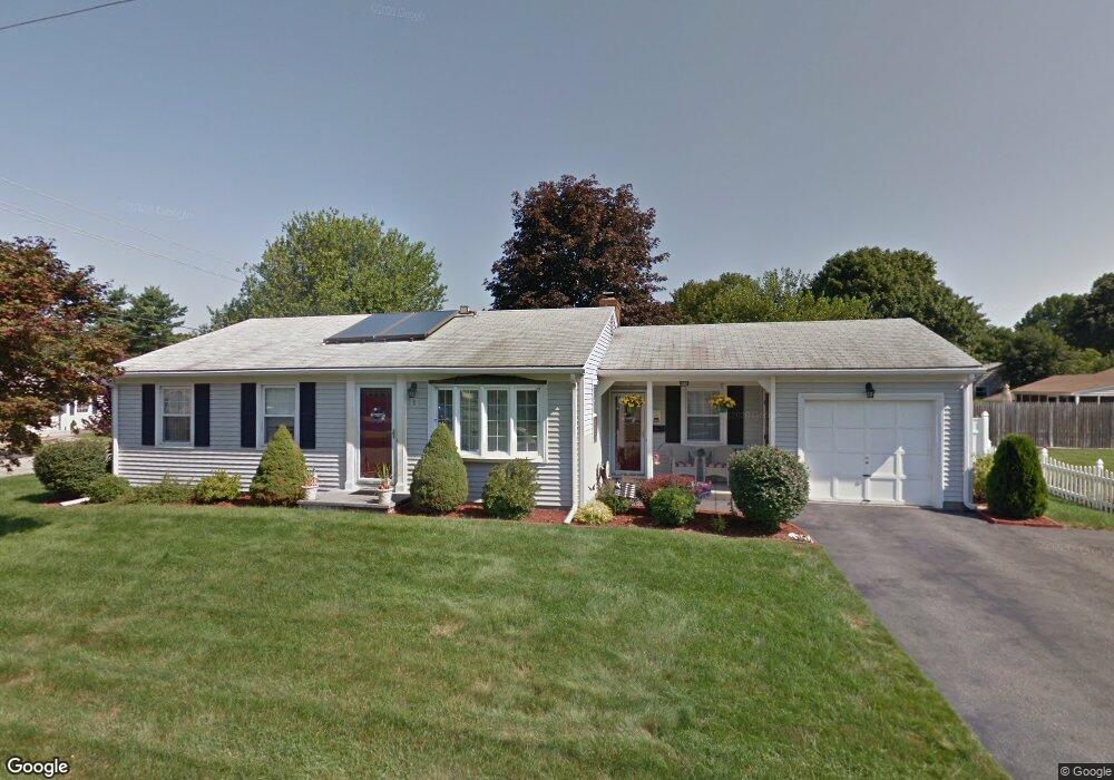 2 Beaver Rd, Riverside, RI 02915 - photo 1