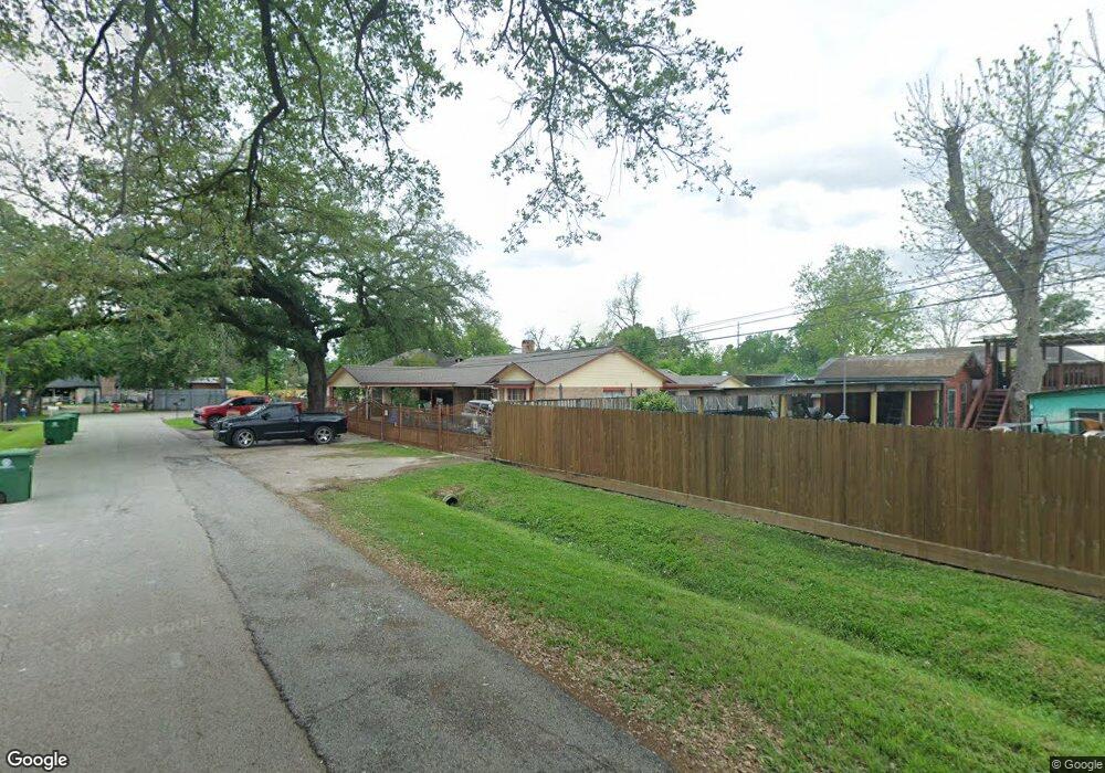 9541 Exeter St, Houston, TX 77093 - photo 1