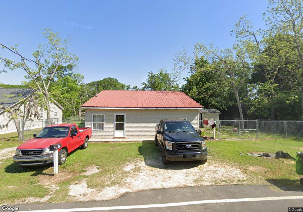 715 Sellers St E, Douglas, GA 31533 - photo 1