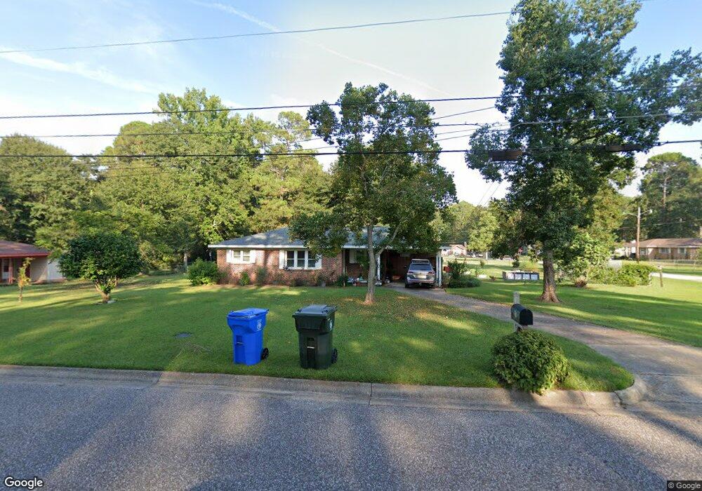 417 Reid Dr, Dothan, AL 36301 - photo 1