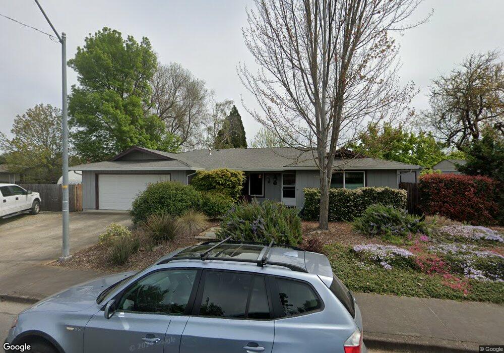 200 Brad Way, Central Point, OR 97502 - photo 1