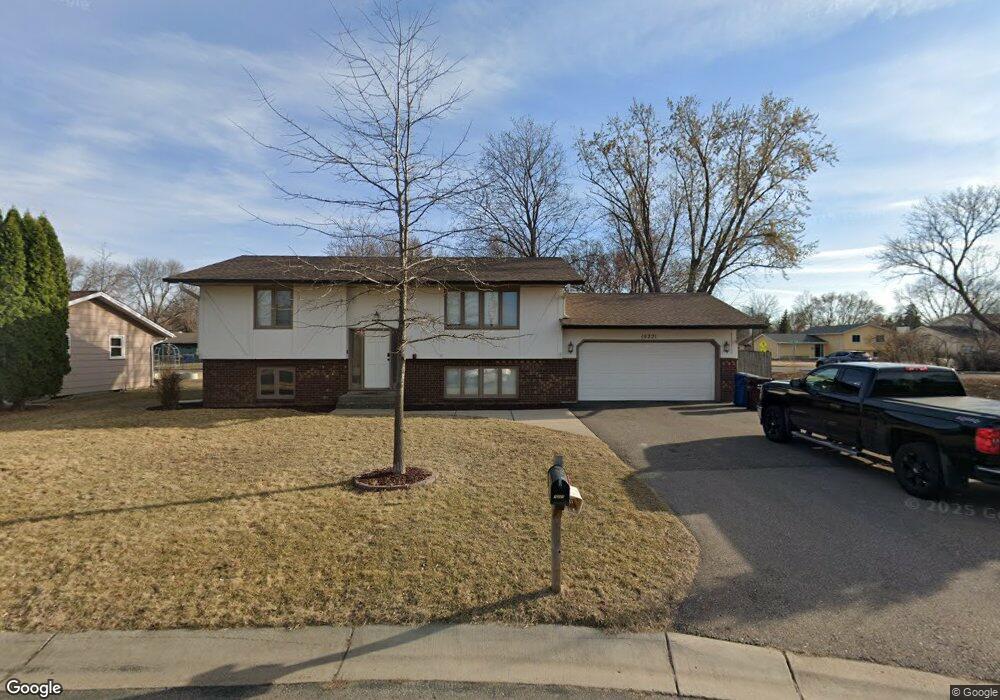 10221 96th Place N, Maple Grove, MN 55369 - photo 1