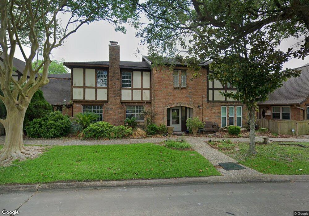 9 Sun Meadow Blvd, Friendswood, TX 77546 - photo 1