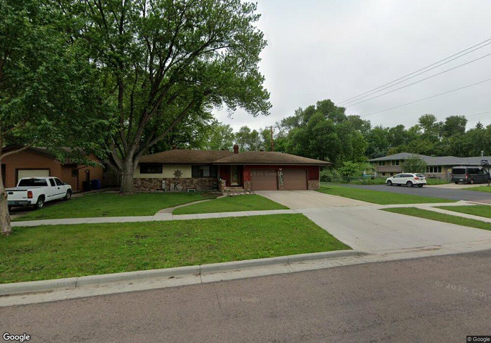 2114 10th St N, Fargo, ND 58102 - photo 1