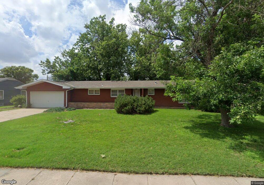 1207 Lyndon Rd, McPherson, KS 67460 - photo 1
