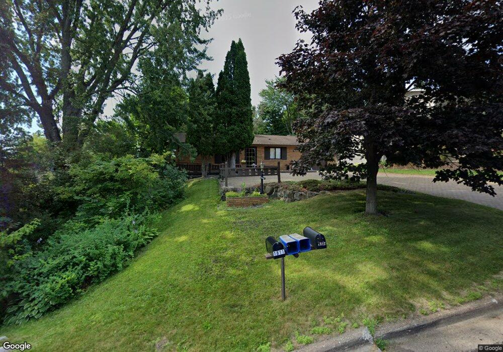 1812 Tyrol St, Duluth, MN 55811 - photo 1