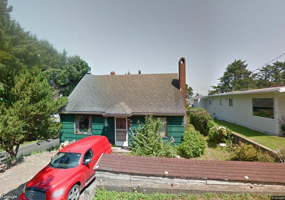 1005 SW 10th St, Lincoln City, OR 97367 - photo 1