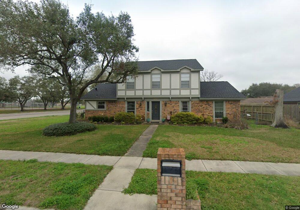 2302 Salisbury Ln, Alvin, TX 77511 - photo 1