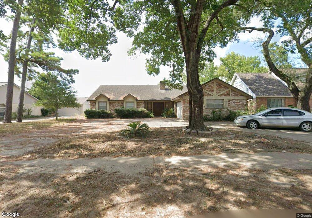 7439 Antoine Dr, Houston, TX 77088 - photo 1