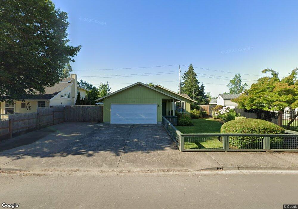 3317 Honeywood St, Eugene, OR 97408 - photo 1