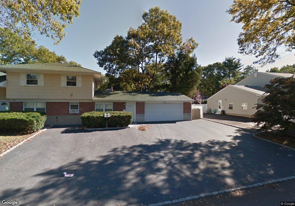 366 Commack Rd, ComMacK, NY 11725 - photo 1