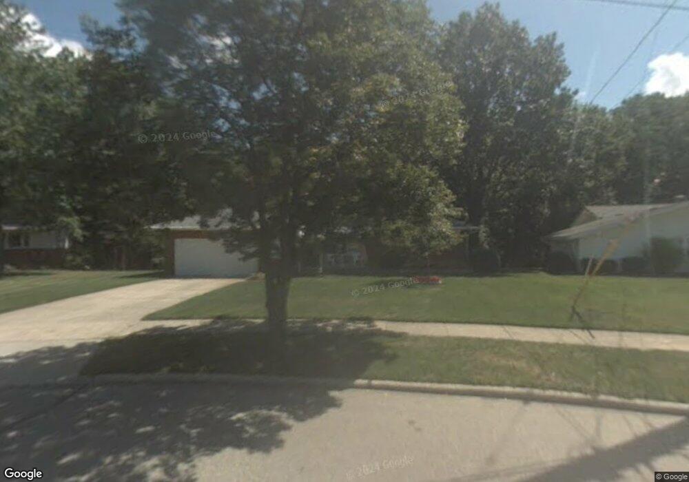 29510 Valley View Dr, Wickliffe, OH 44092 - photo 1