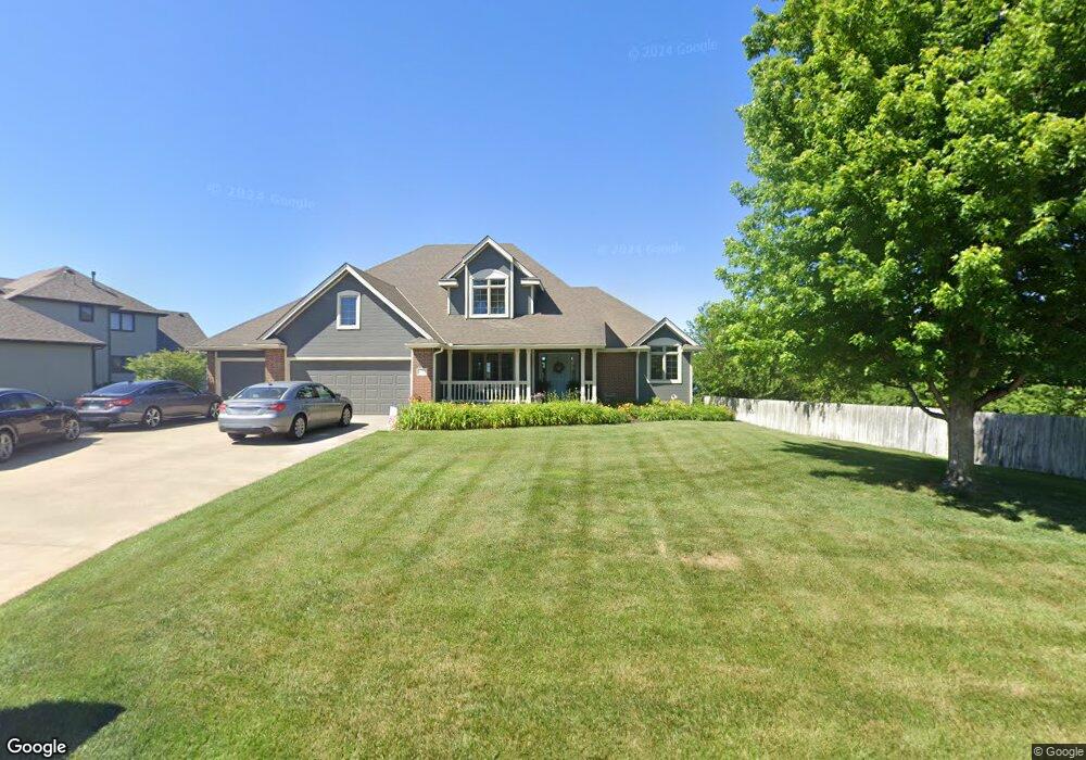 7316 SW Kings Forest Rd, Topeka, KS 66610 - photo 1