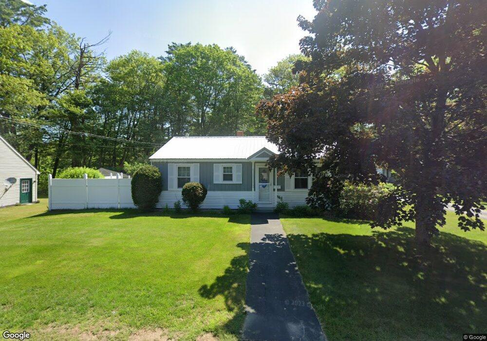 15 Spruce St, Tilton, NH 03276 - photo 1