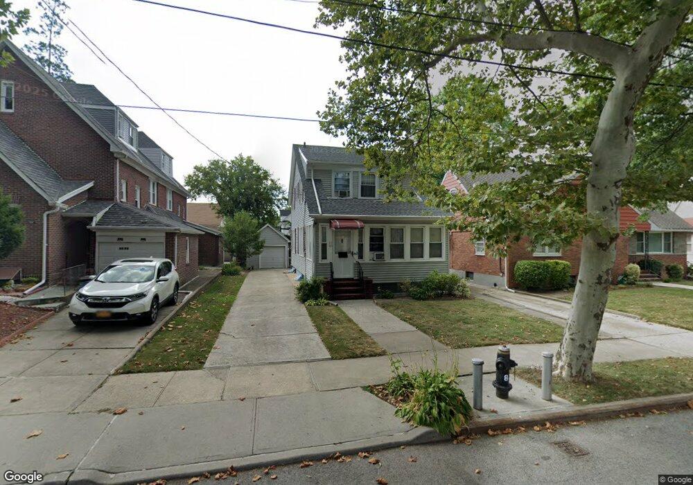 33-80 164 St, Flushing, NY 11358 - photo 1