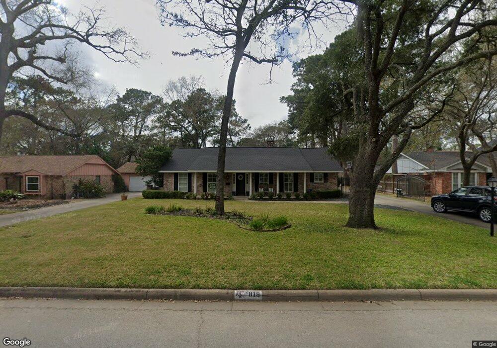 819 Wycliffe Dr, Houston, TX 77079 - photo 1
