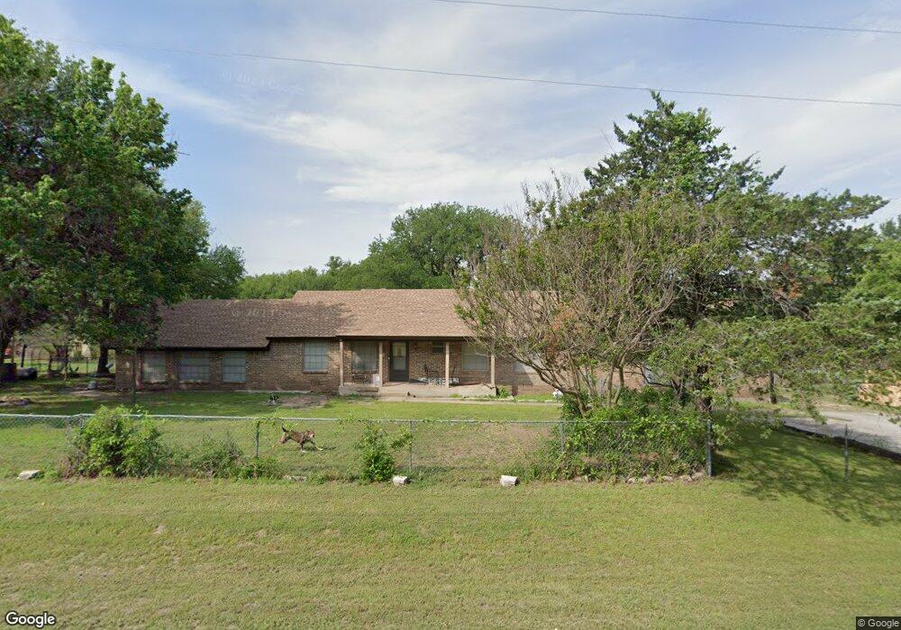 869 Kyle Cir, Azle, TX 76020 - photo 1