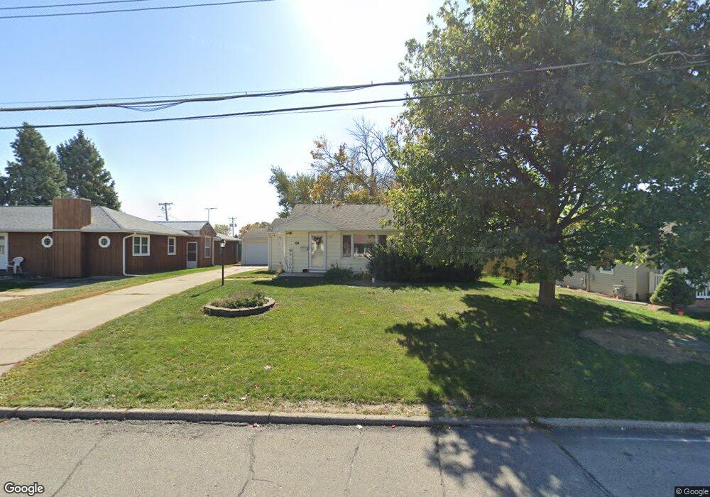 1805 N 2nd Ave E, Newton, IA 50208 - photo 1