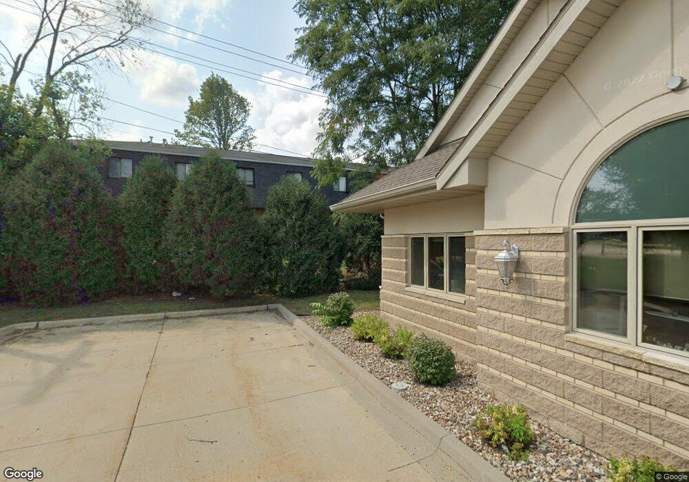 3630 Mt Vernon Rd SE unit 7, Cedar Rapids, IA 52403 - photo 1