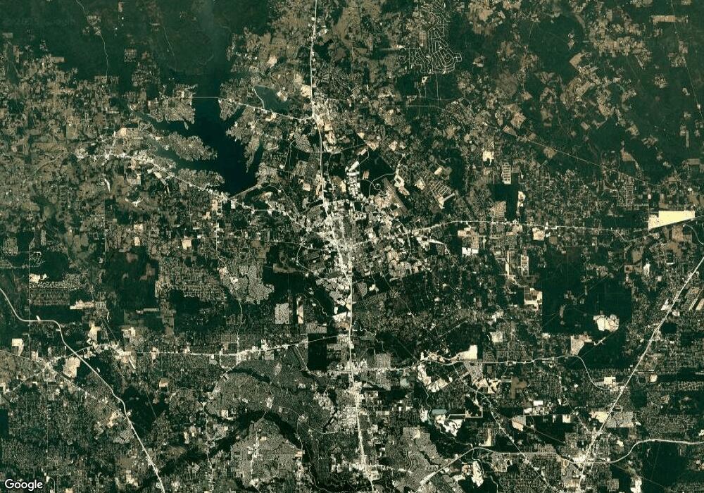 15116 Twain Ville Ln, Conroe, TX 77302 - photo 1