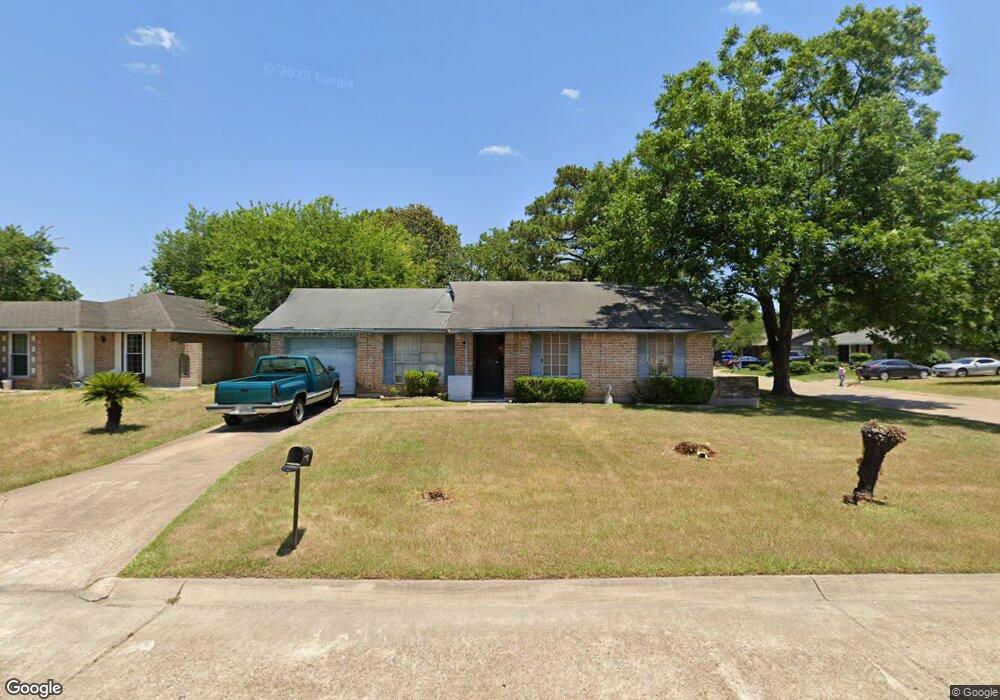 1402 Saddle Rock Dr, Houston, TX 77088 - photo 1